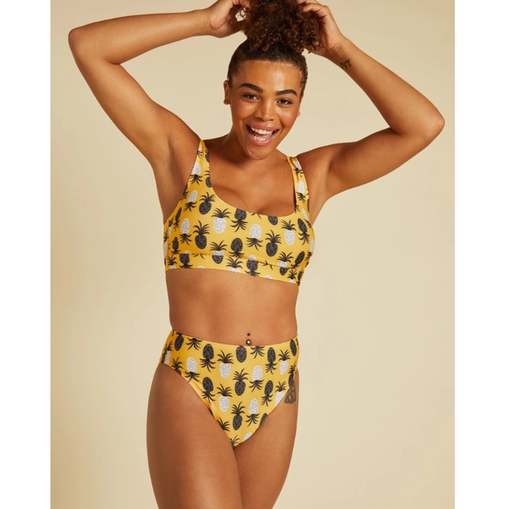 ModCloth NWOT Billie Crop Bikini‎ Top and Franky High Waisted Bottom - Pineapple